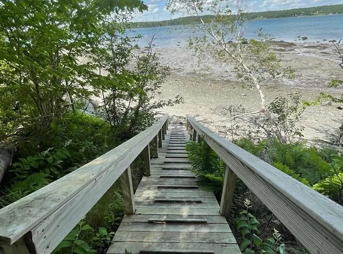 Chalet With A Private Beach In Acadia National Park